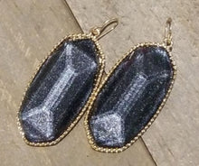 Load image into Gallery viewer, Hex gold pearl gem earrings