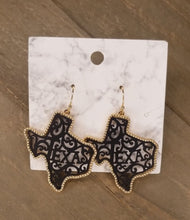 Load image into Gallery viewer, Texas dangles earrings
