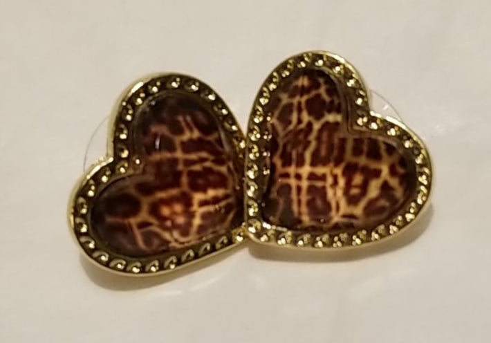 Gem heart studs