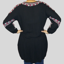 Load image into Gallery viewer, Embroidered Tunic Top
