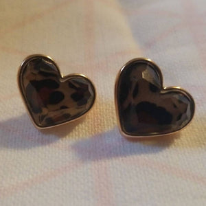 Gem heart studs